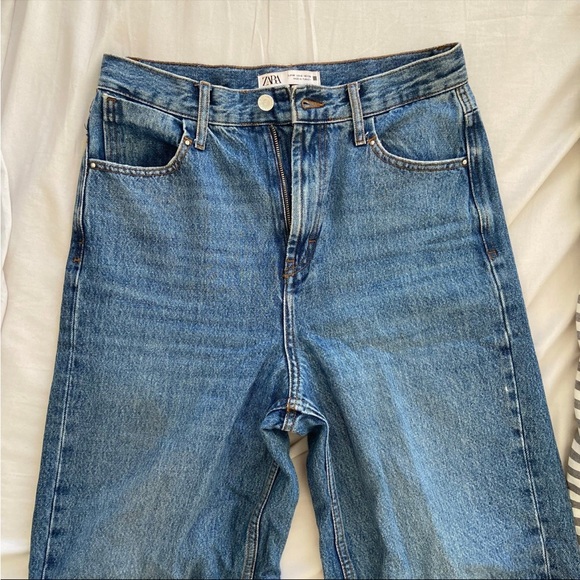 Like New Zara Wide Leg Jeans - Picture 2 of 4